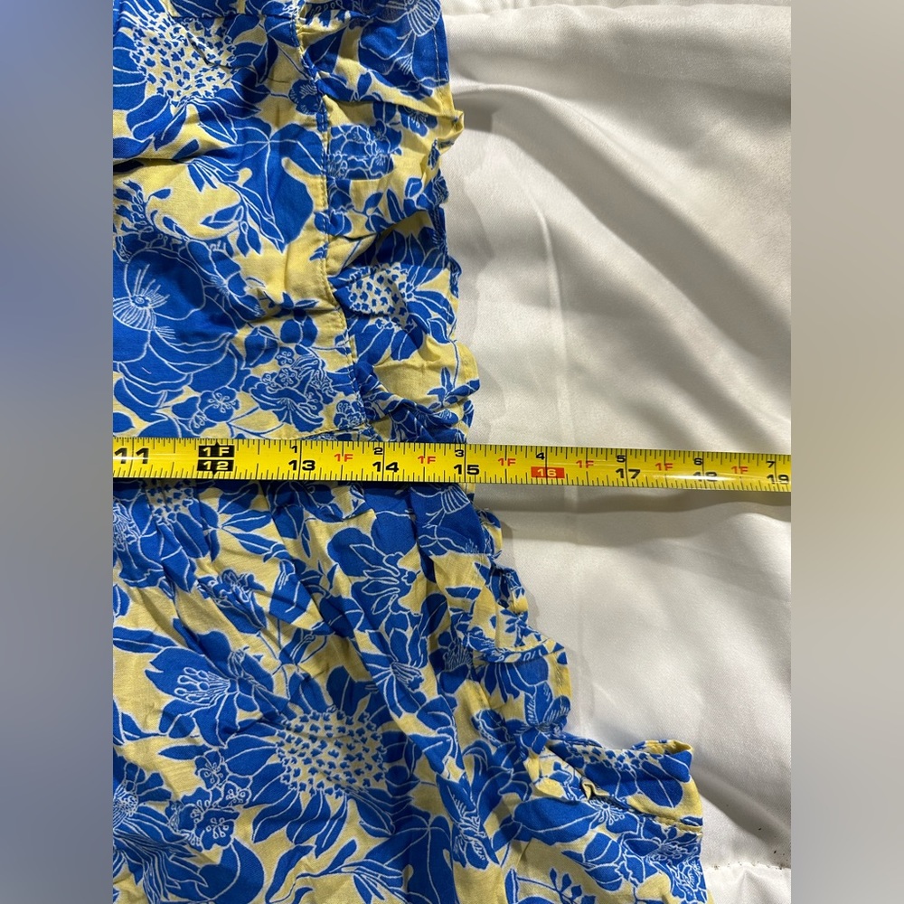 New J. Crew Sleeveless ruffle-trim top in blue floral!!! - Picture 3 of 3